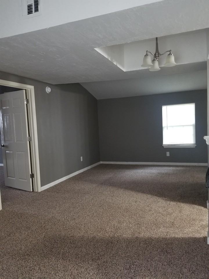 S Quincy Ave #2 - Photo 4 of 16