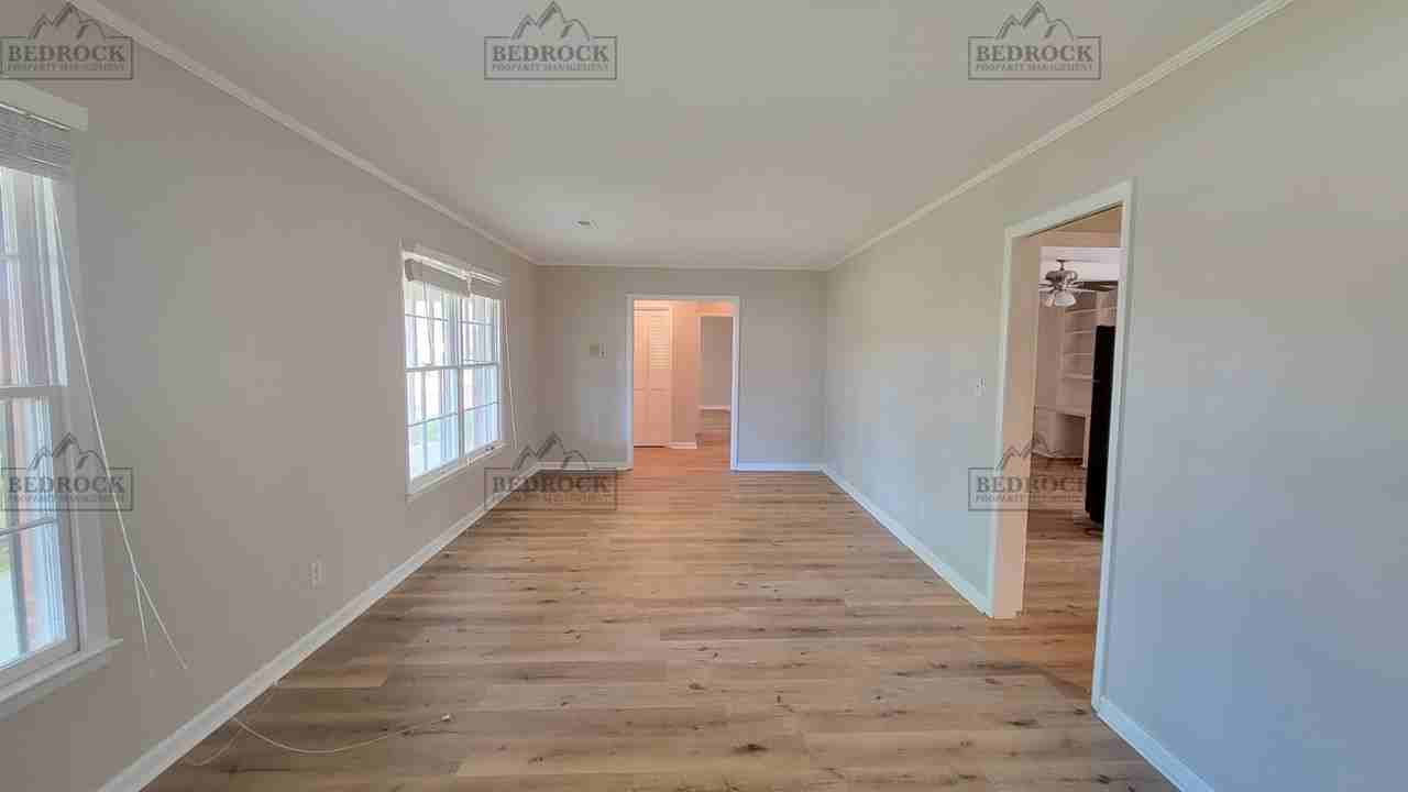 1218 Byron Avenue Southwest #1 - Photo 2 of 10