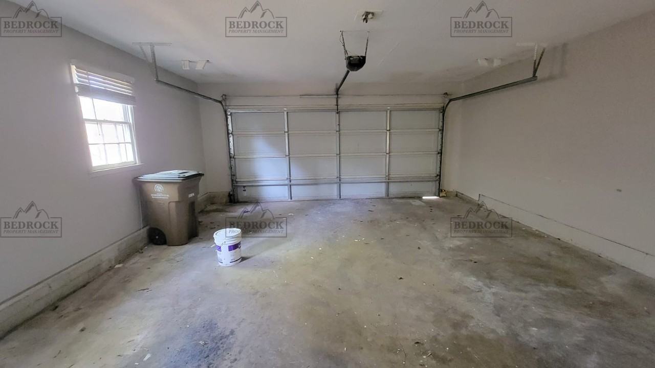 1218 Byron Avenue Southwest #1 - Photo 7 of 10