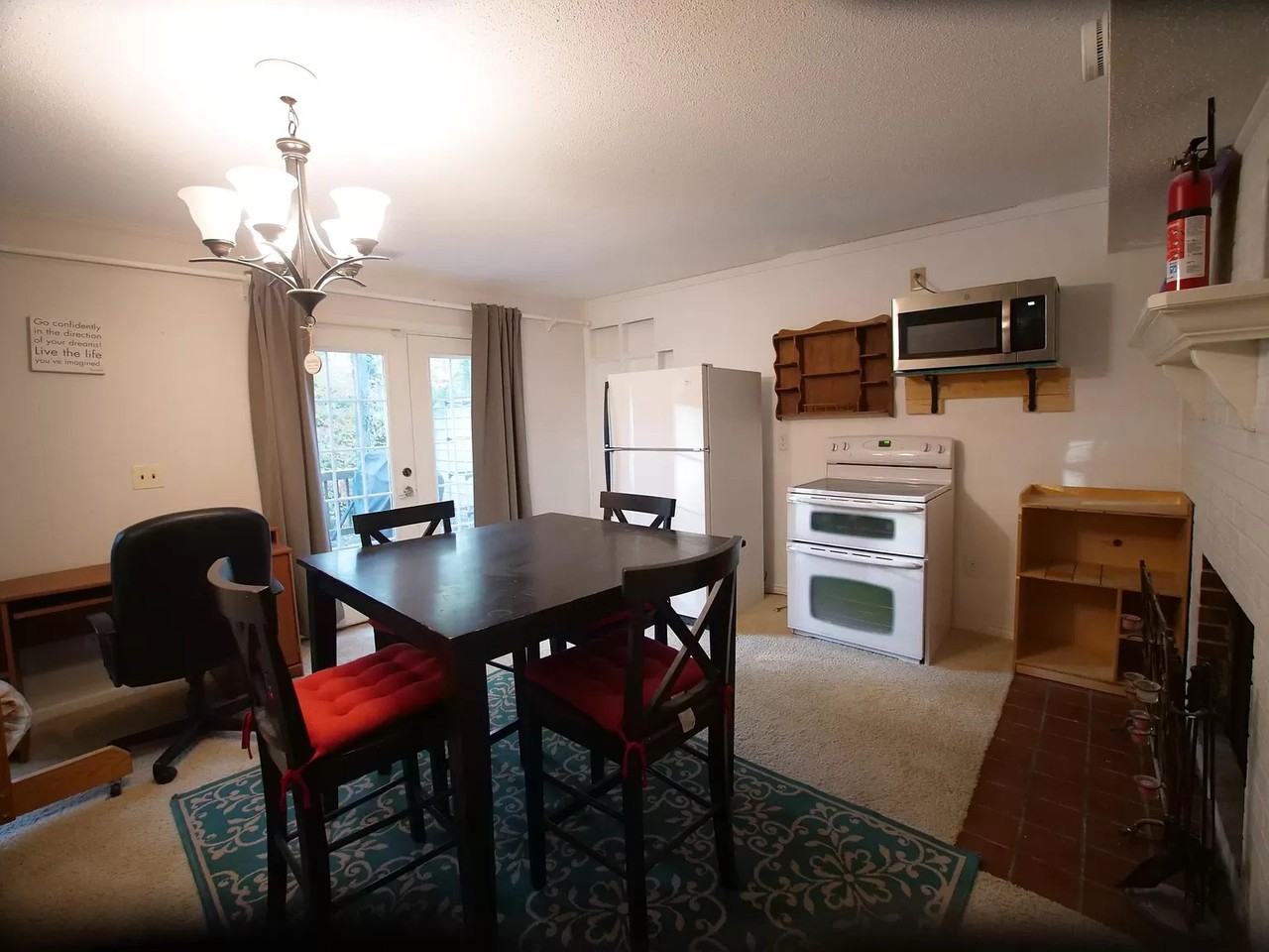 5985 Dixon Dr - Photo 2 of 12