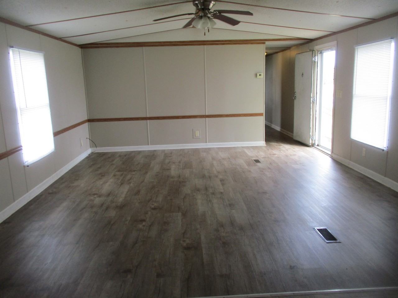 403 Debby St #1 - Photo 3 of 19