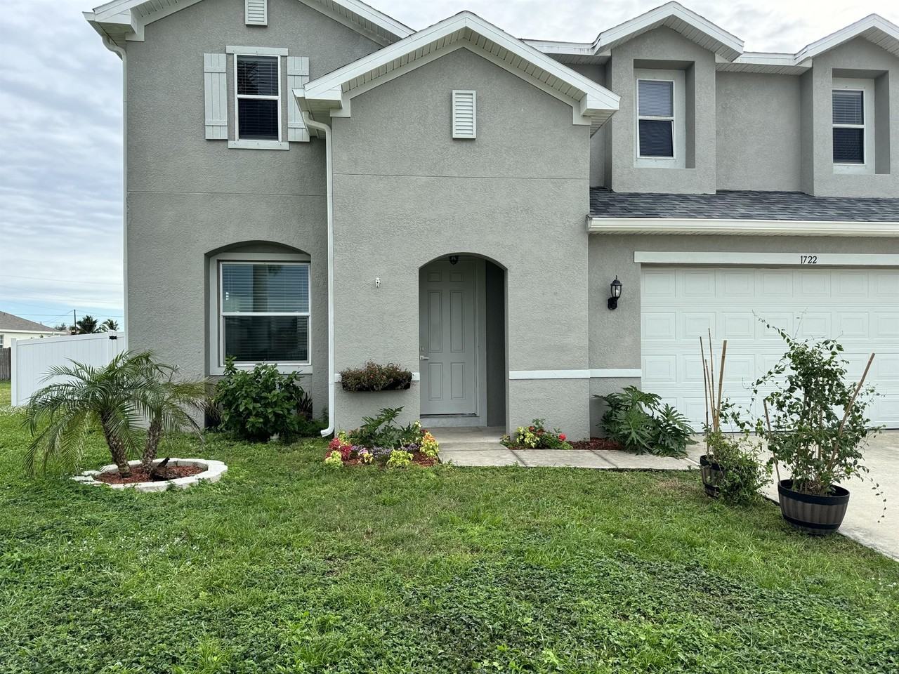 1722 Nw 5th St #1 - Photo 4 of 48