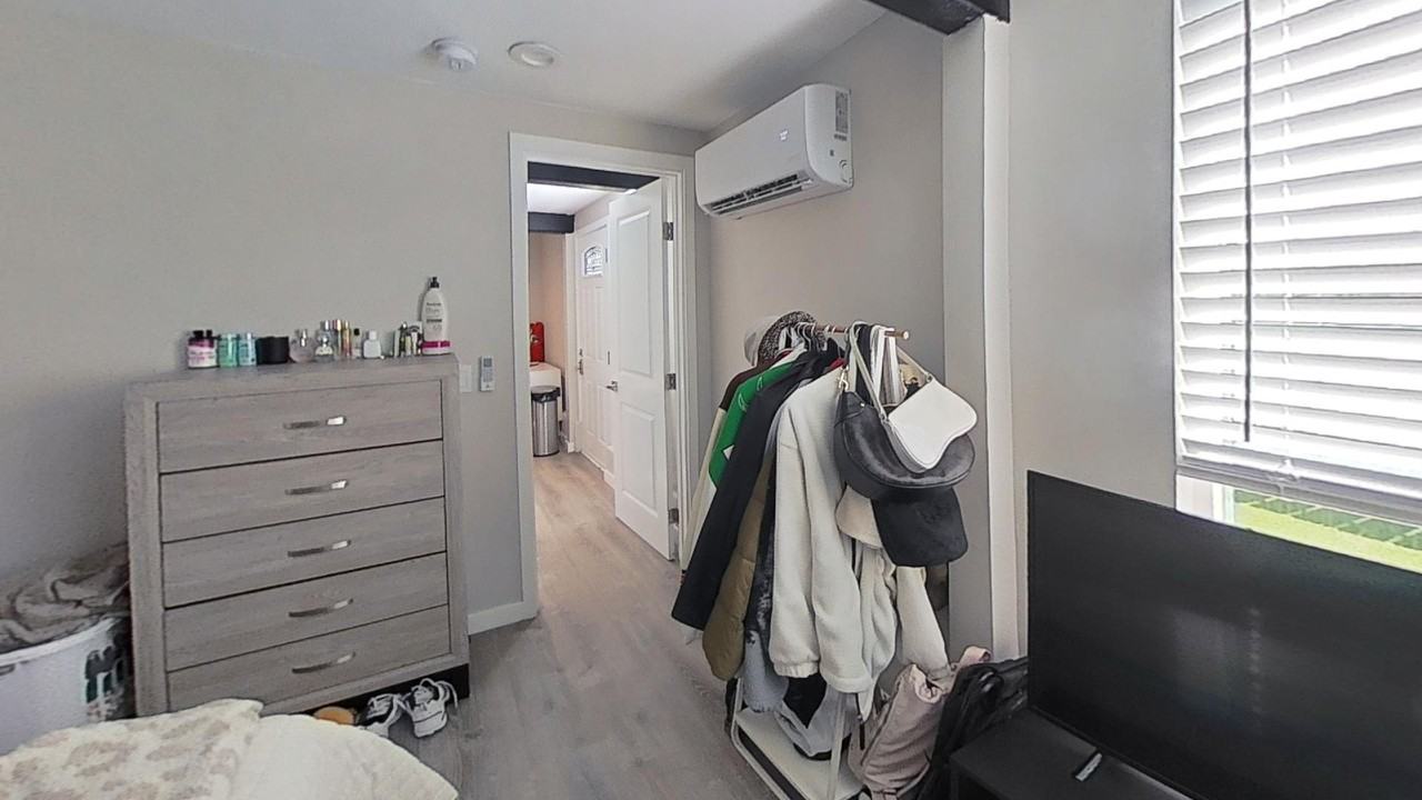 5012 54th St #1 - Photo 5 of 9