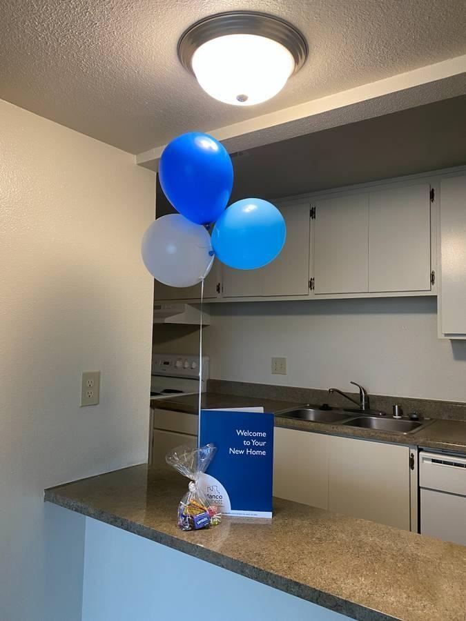 647 West Barstow Avenue - Photo 3 of 8