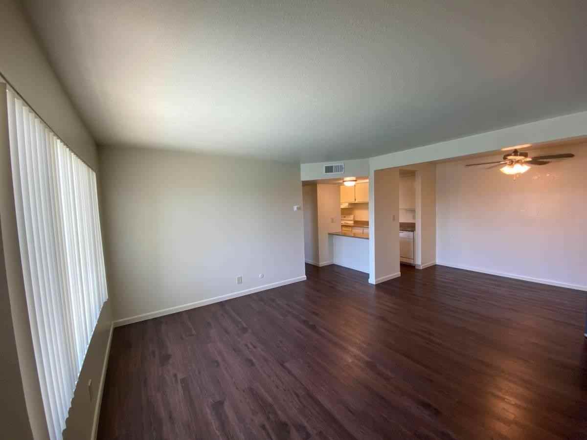 647 West Barstow Avenue - Photo 6 of 8