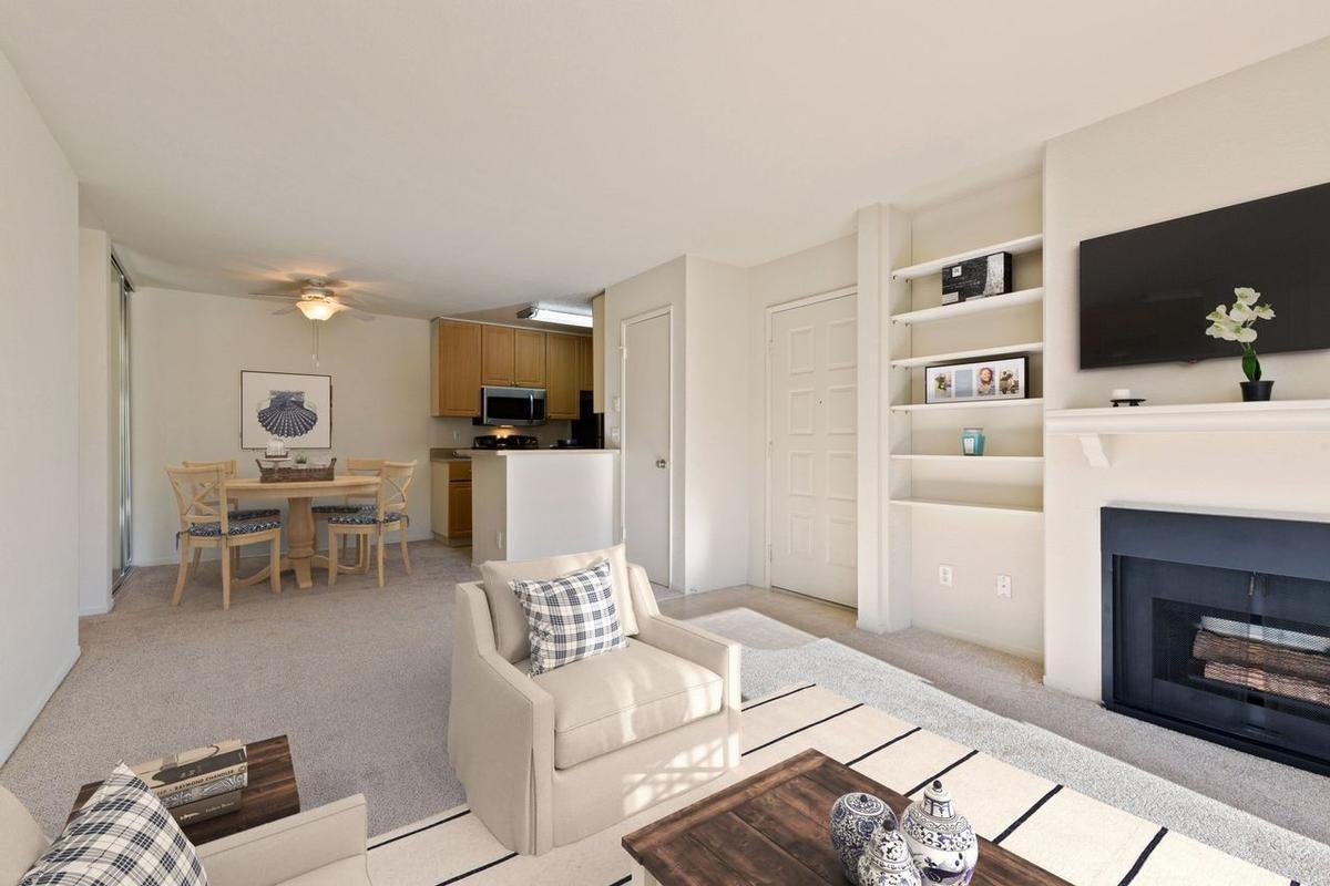 1490 Bel Air Dr - Photo 4 of 16