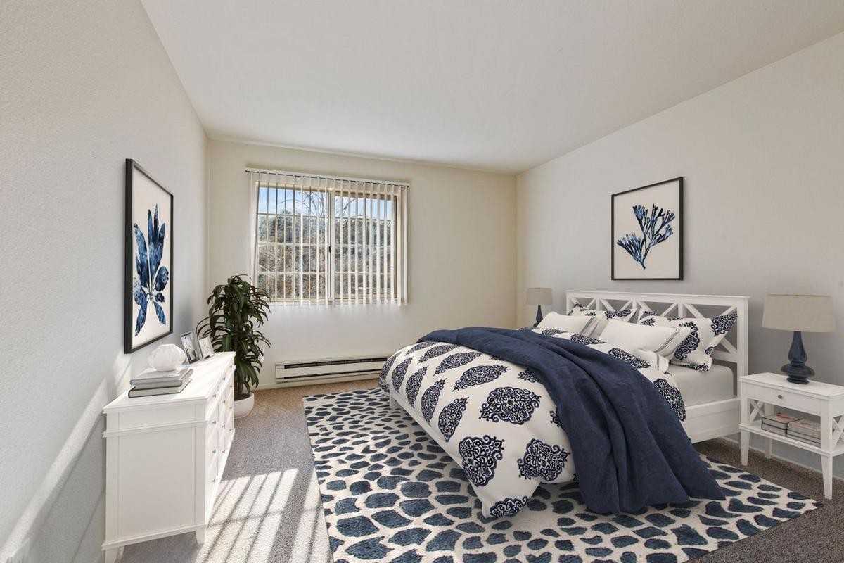 1490 Bel Air Dr - Photo 2 of 16