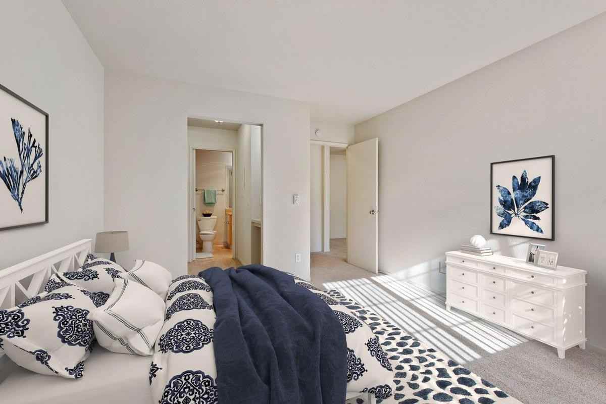 1490 Bel Air Dr - Photo 5 of 16