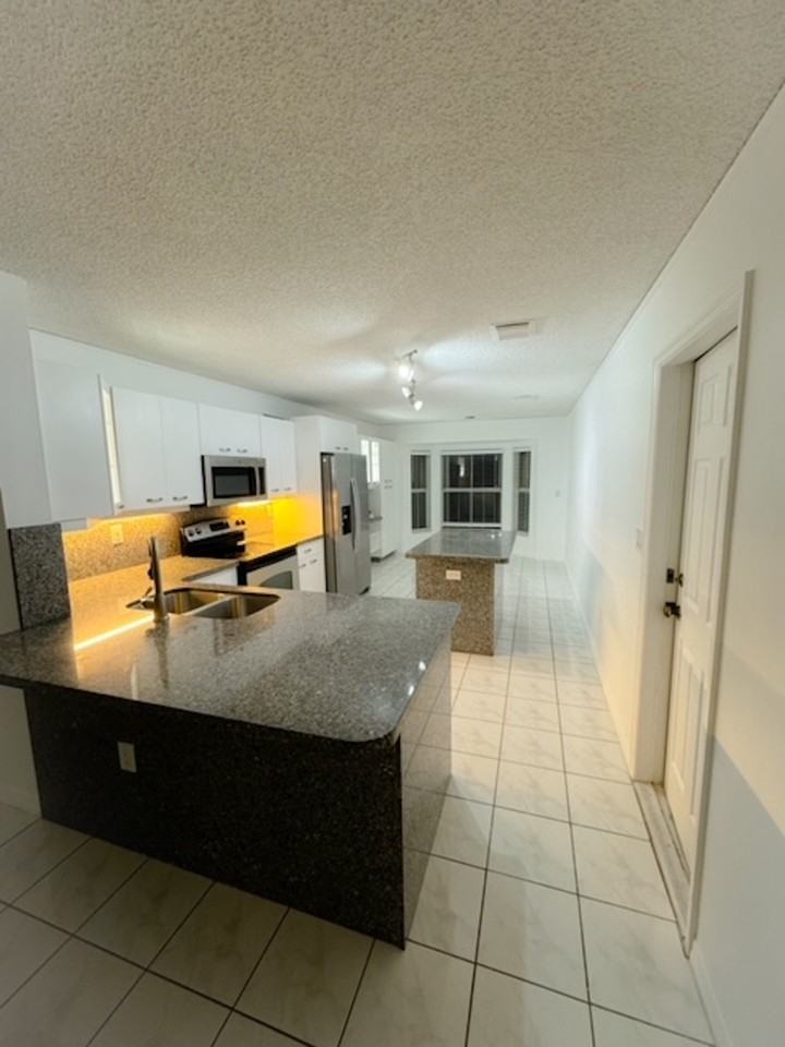 1120 West Lake Street - Photo 2 of 22