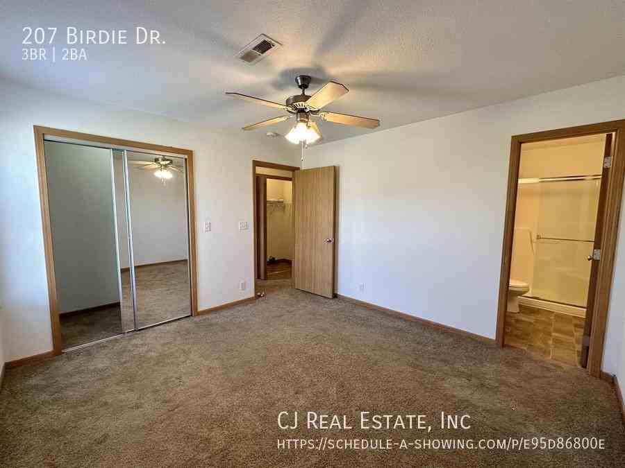 207 Birdie Dr - Photo 7 of 9