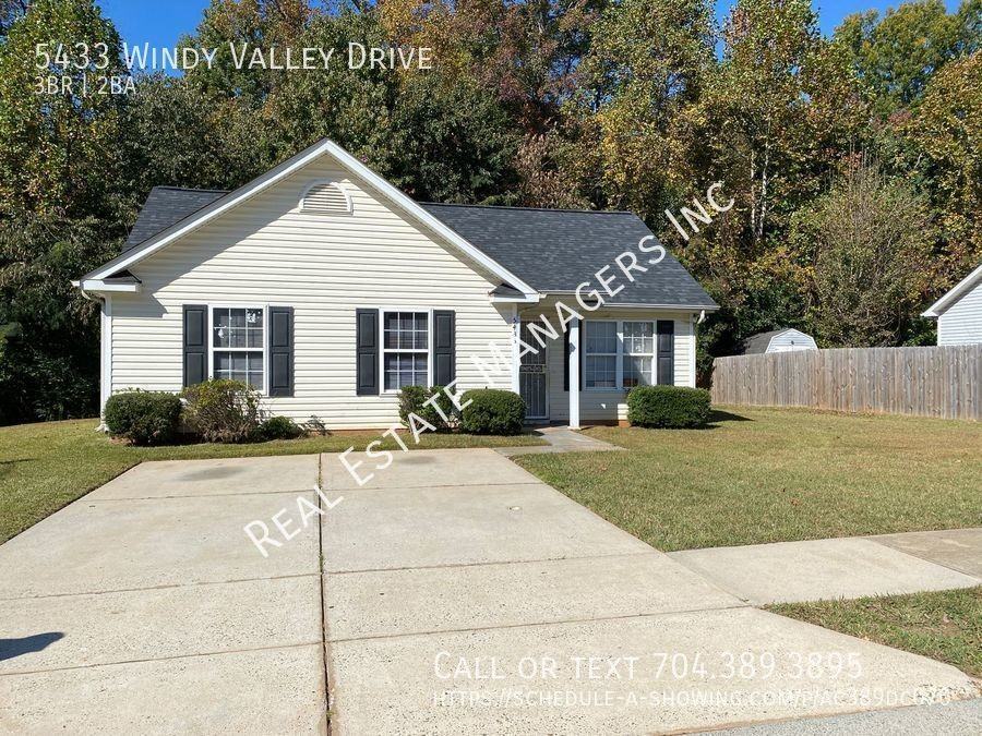 5433 Windy Valley Dr - Photo 3 of 19