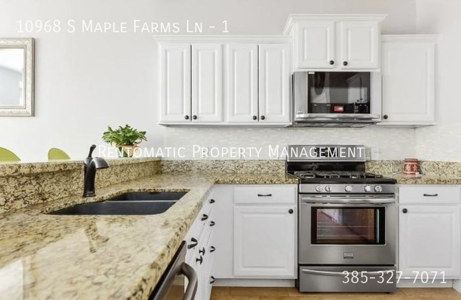 10968 S Maple Farms Ln #1 - Photo 2 of 16