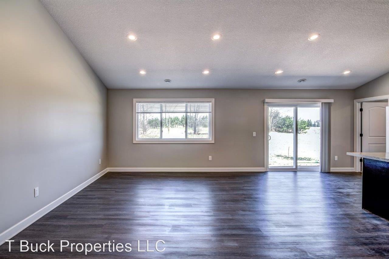 1301-1357 Blue Jay Place - Photo 3 of 23