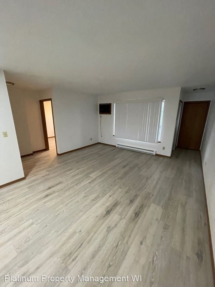 629-639 Brooks Place - Photo 2 of 4