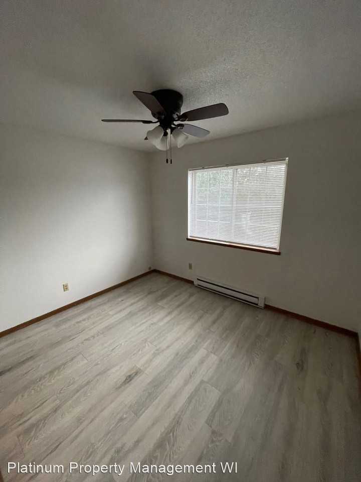 629-639 Brooks Place - Photo 3 of 4