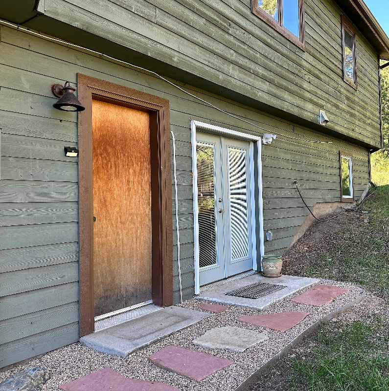 6141 Kinney Creek Rd #1 - Photo 3 of 15