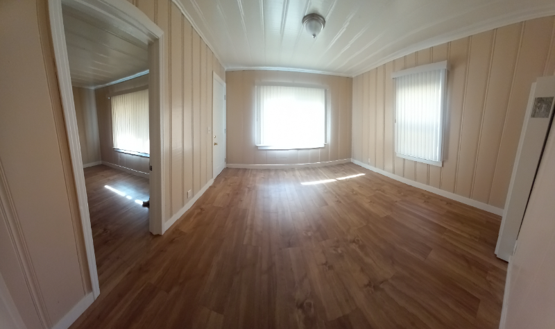 19855 N Elliott St - Photo 2 of 6