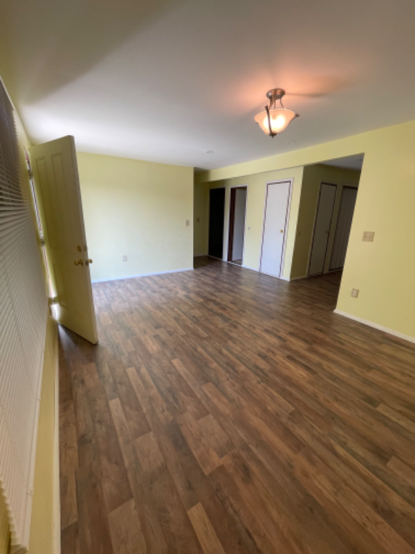 836 Leona Avenue - Photo 2 of 18