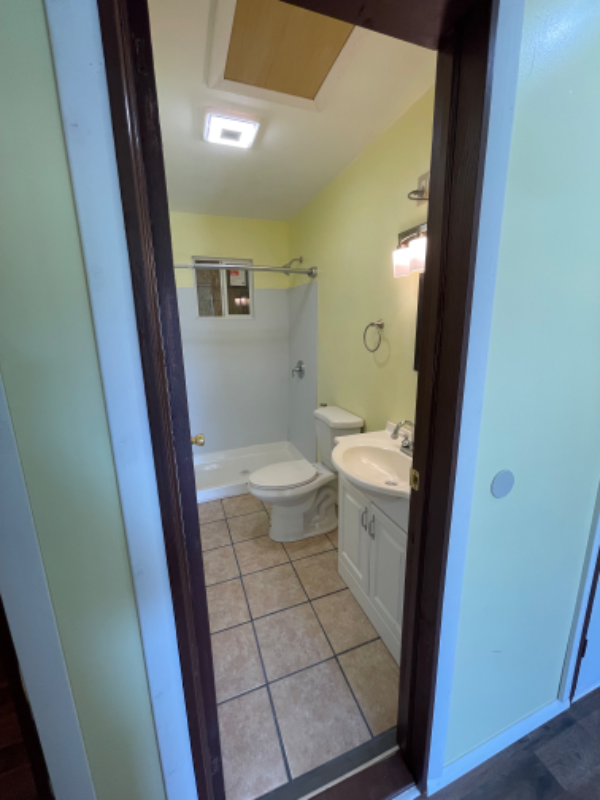 836 Leona Avenue - Photo 4 of 18