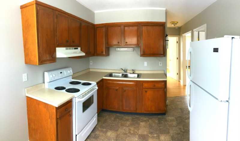 521 Bay Rd #101 - Photo 3 of 9