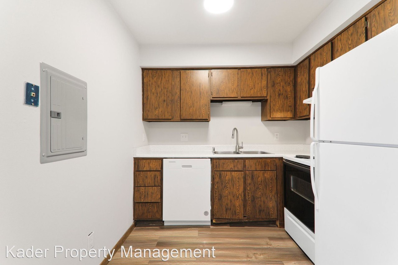 121 Berkley Rd. - Photo 2 of 25