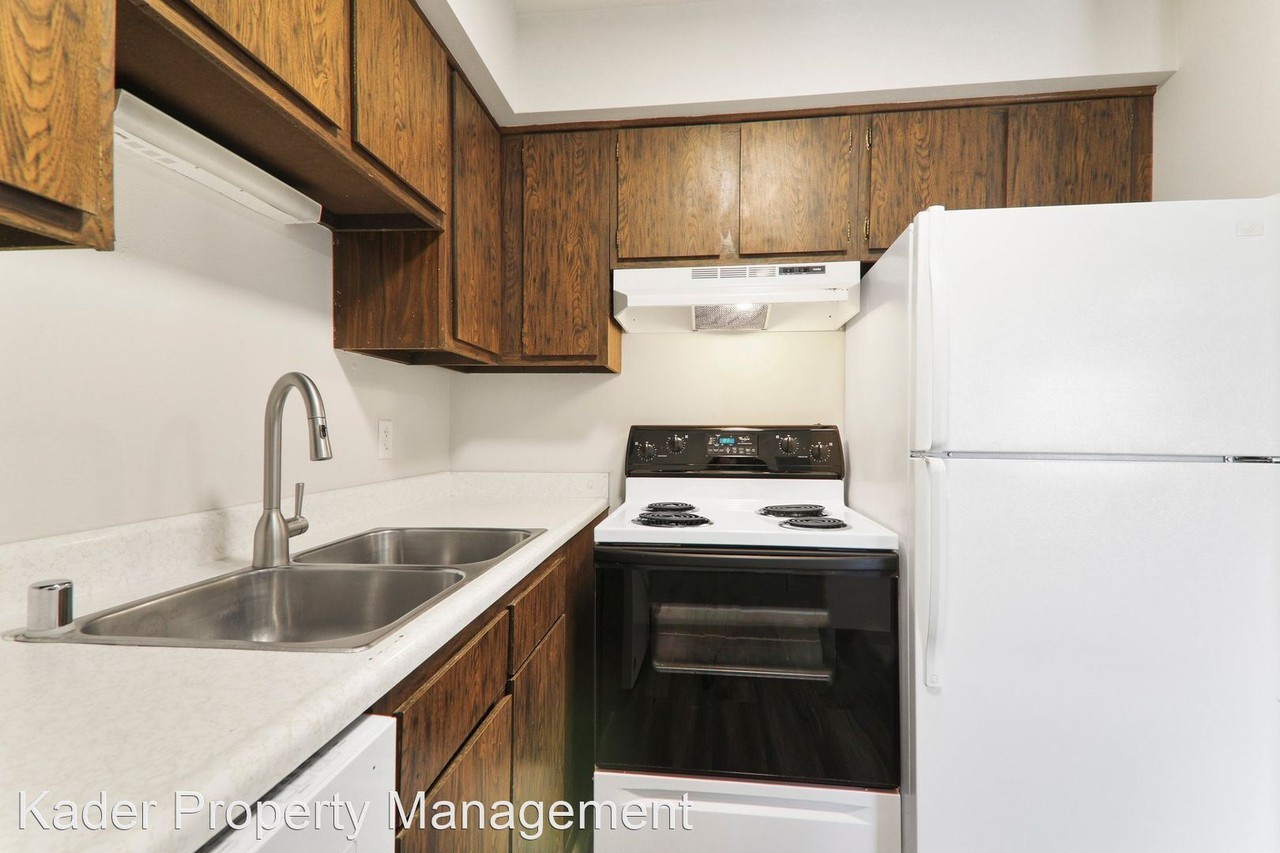 121 Berkley Rd. - Photo 3 of 25