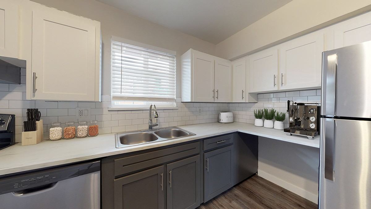 Acoma Square - Photo 3 of 23