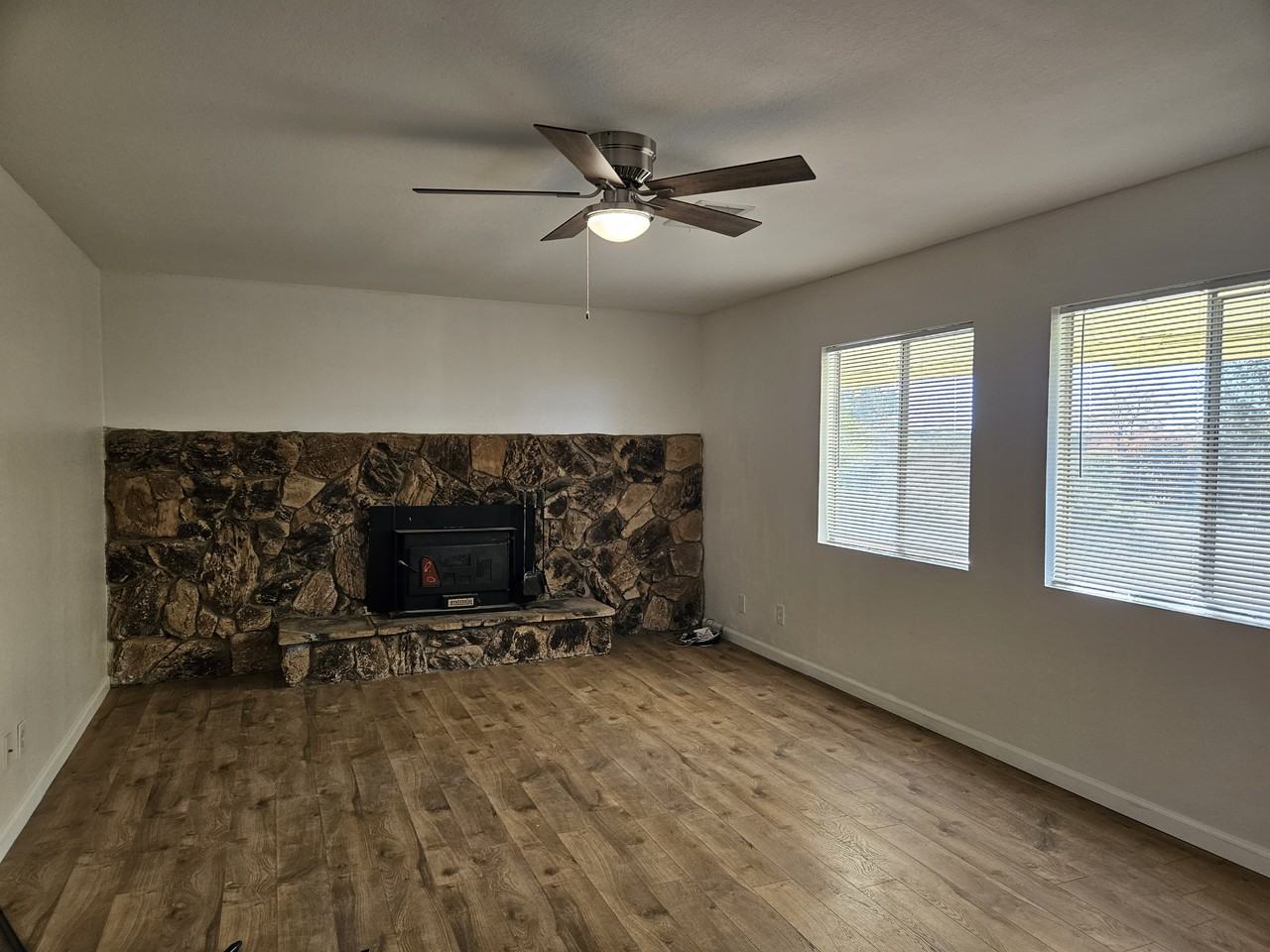 22509 Finnell Ave #NA - Photo 3 of 19