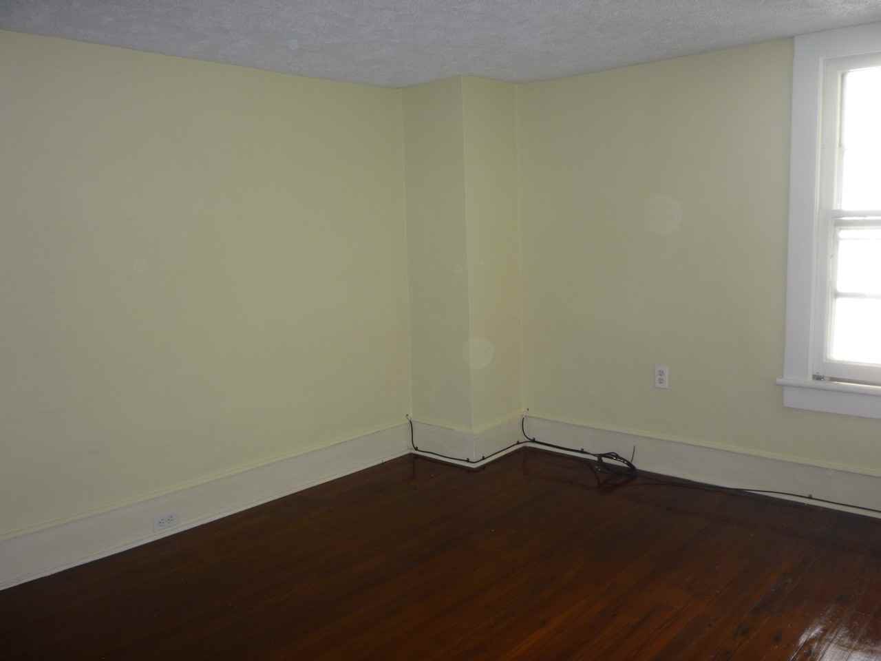 177 S Lee Ct #NA - Photo 3 of 7