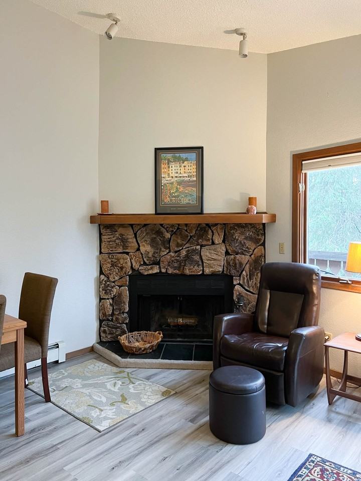 4764 Mills Dr #1 - Photo 4 of 21