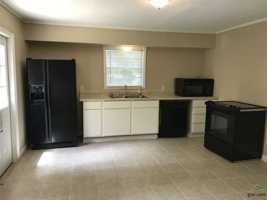 featured image of 2803 W Shaw St #2803