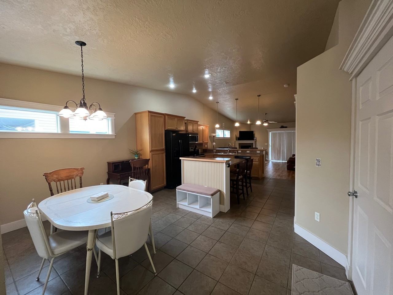 1305 N Gallant Ln #1305G - Photo 2 of 20