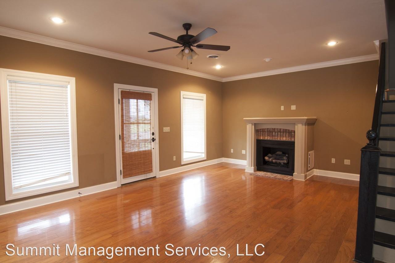 139 Edgewood Blvd - Photo 3 of 13