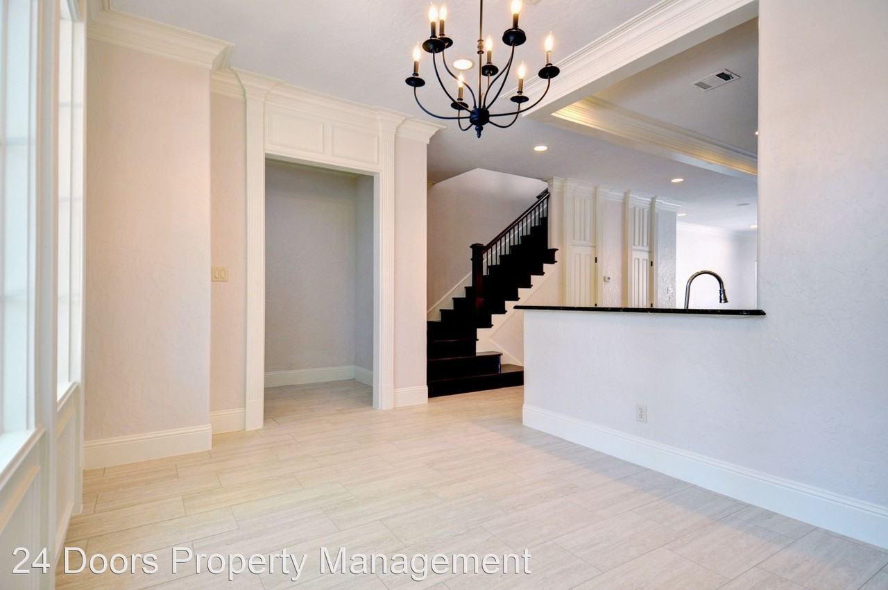 411 Wyndham Crst - Photo 2 of 33