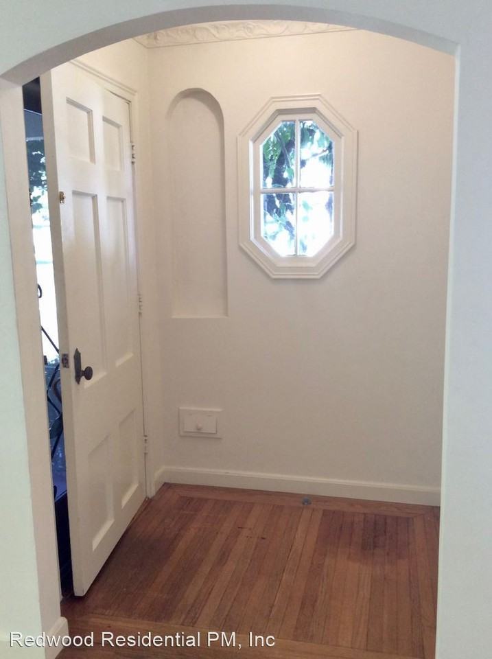 2054 Montecito Ave - Photo 3 of 34