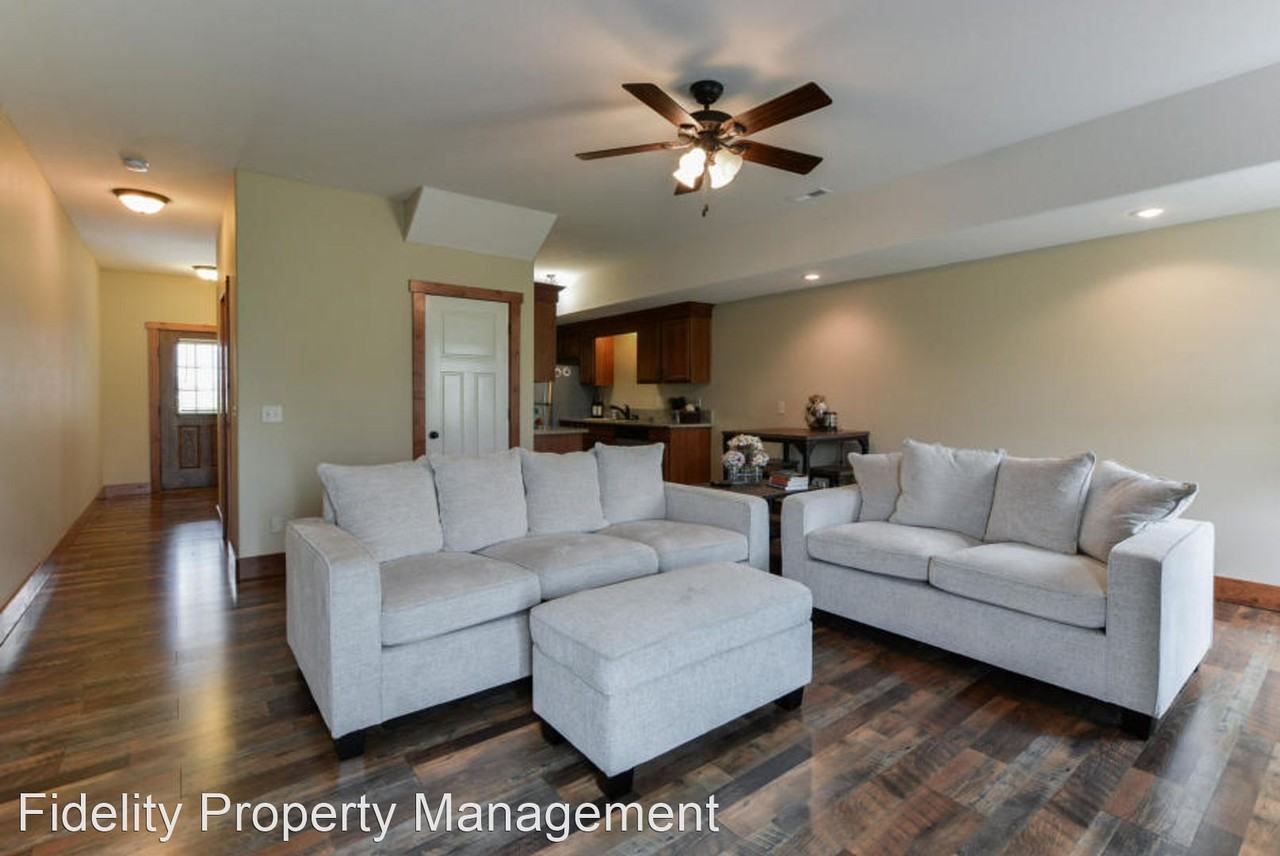 2193 W Bingham St - Photo 2 of 6