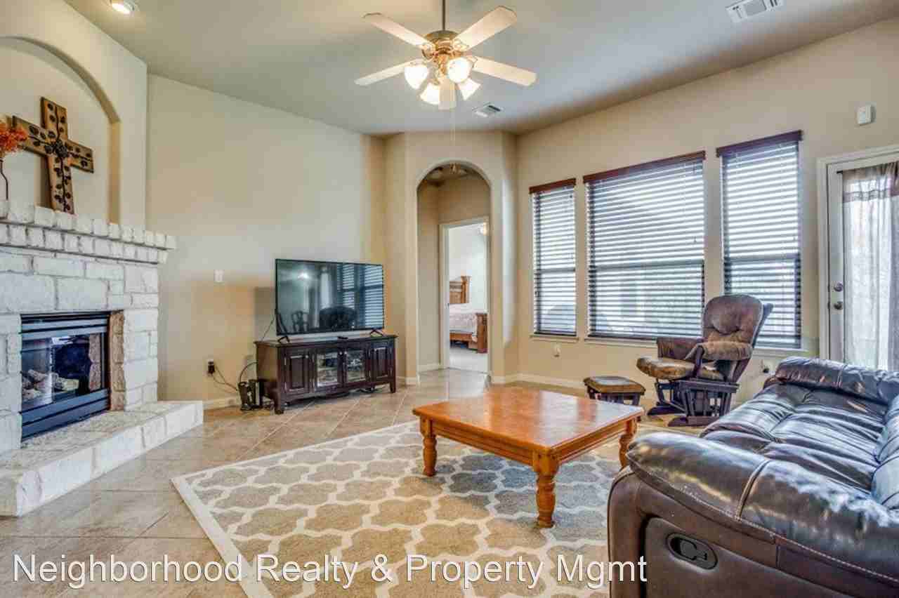 116 Latitude Ln - Photo 2 of 12