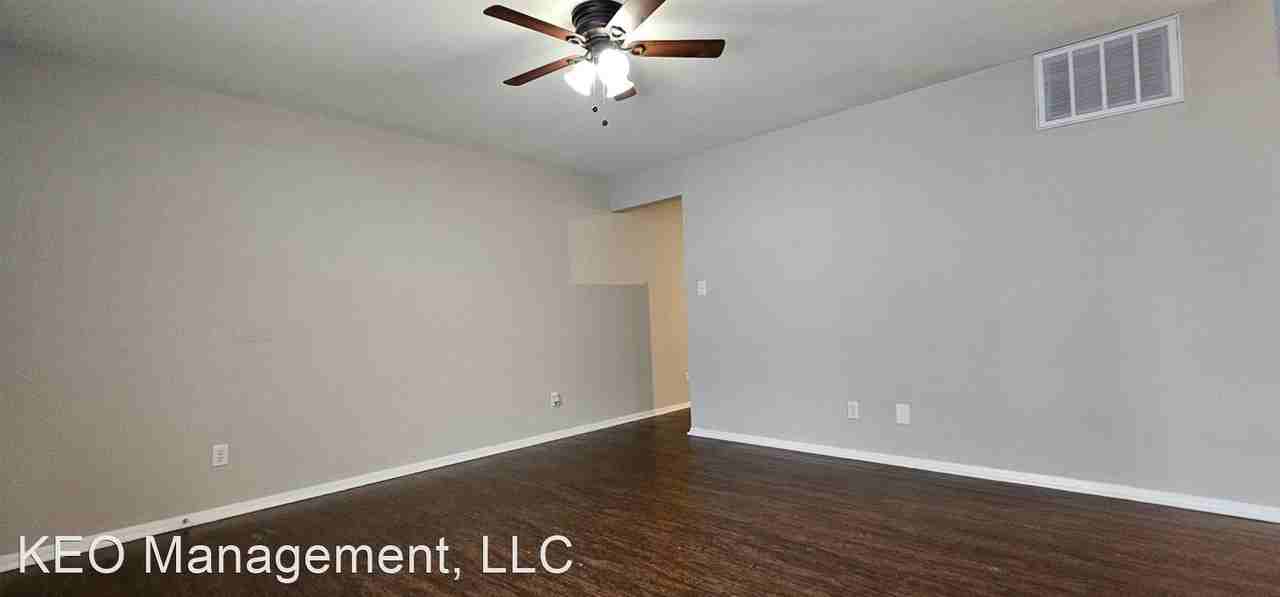 5456 - 5462 Misty Lane - Photo 2 of 16