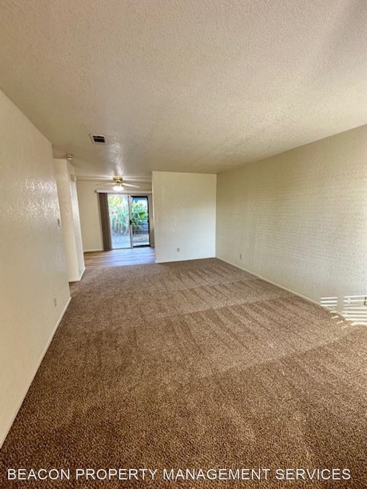 BURGUNDY LANE - Photo 3 of 21