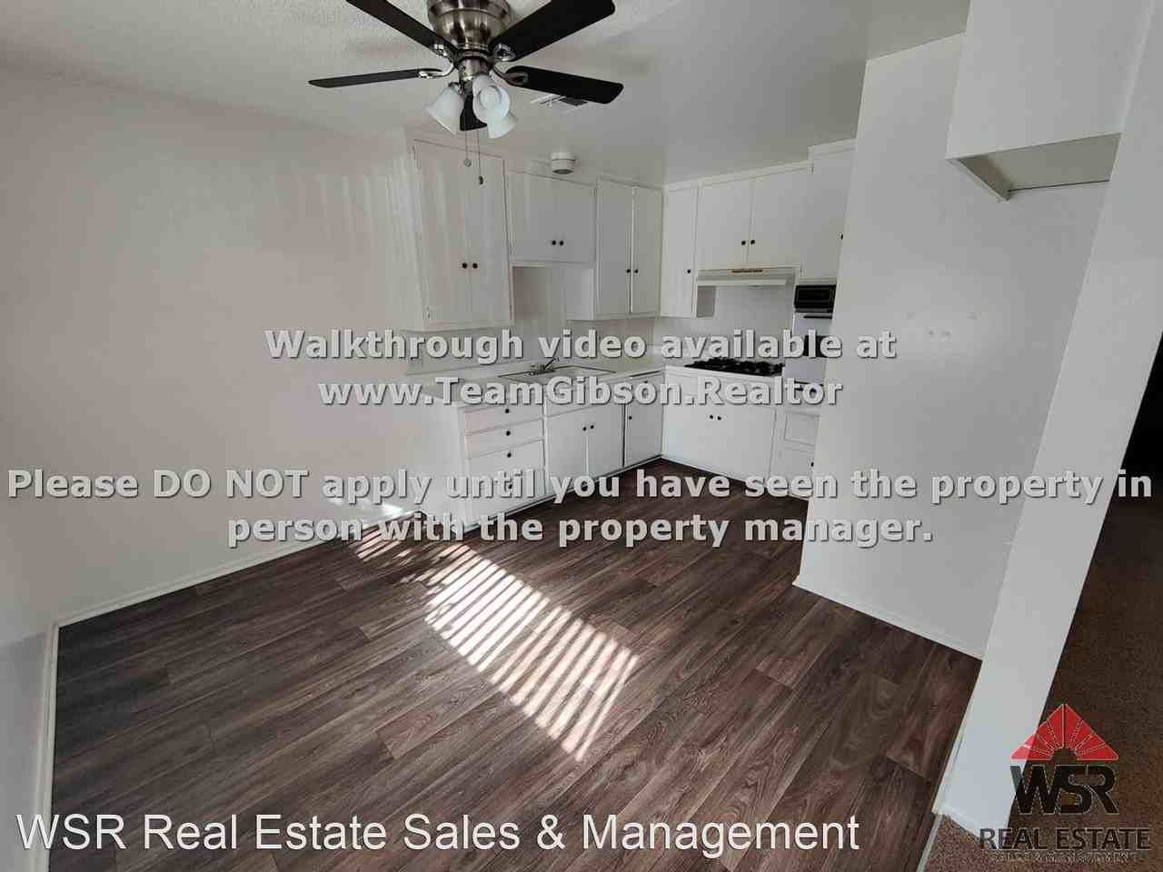 452 E 9th St - Photo 3 of 13