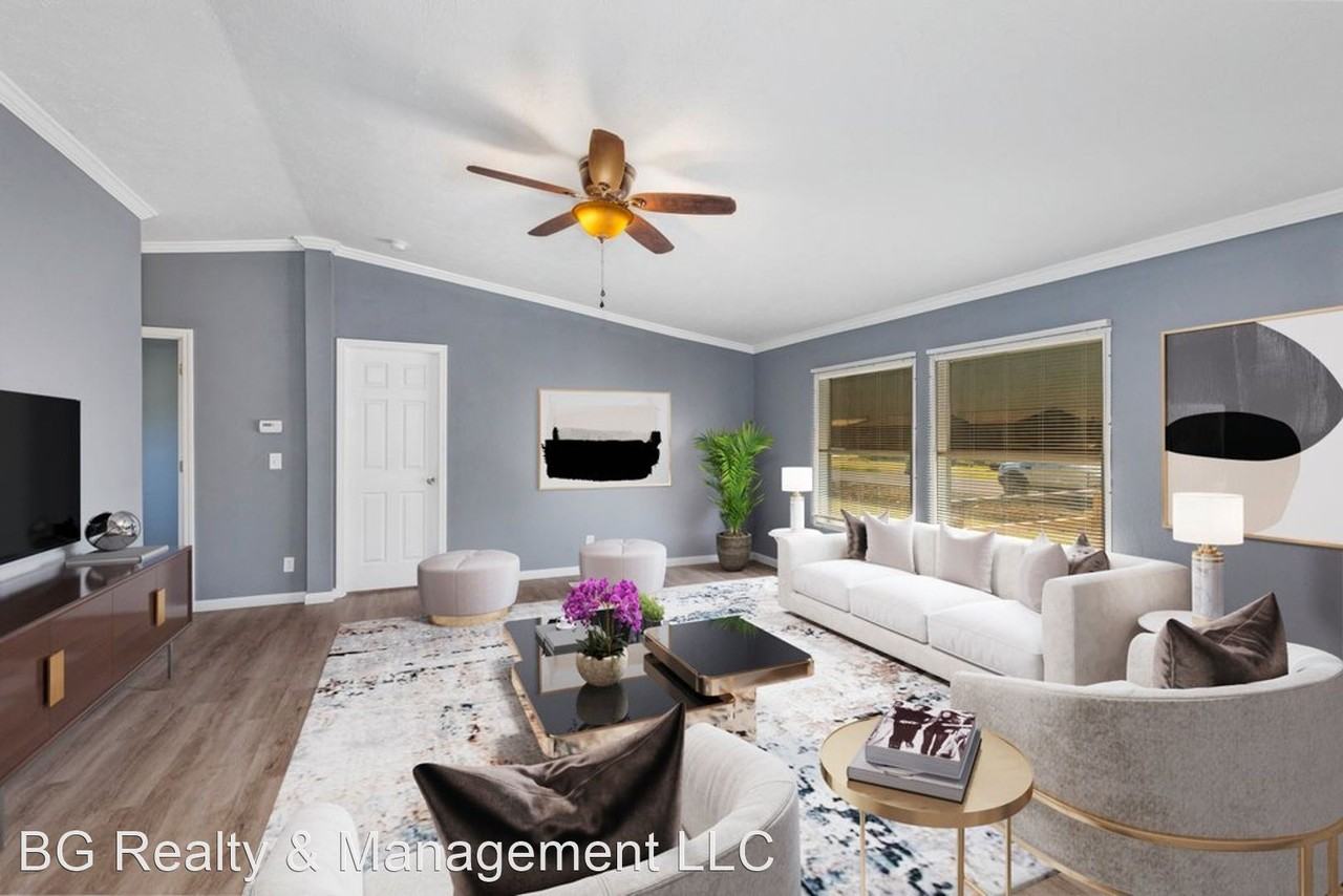 159 Florence Cir - Photo 2 of 11