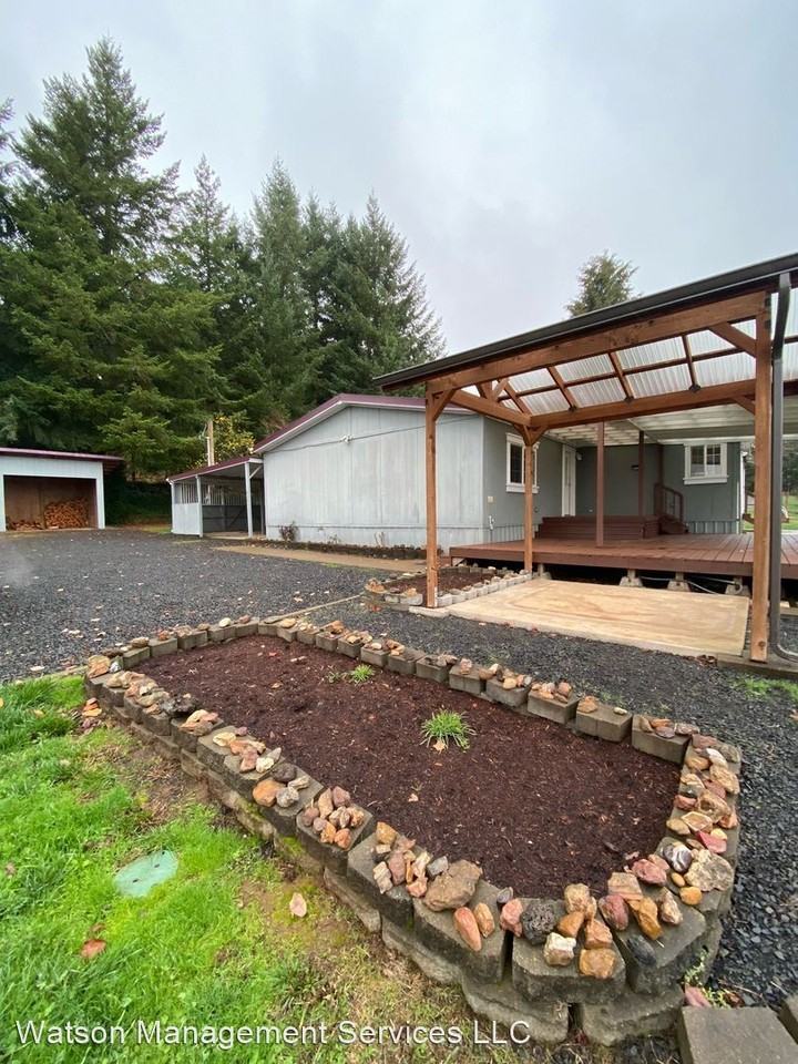 28255 Ridgeway Rd - Photo 3 of 36