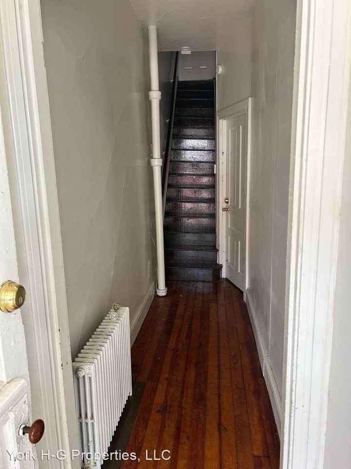 600 Dallas Street - Photo 2 of 7