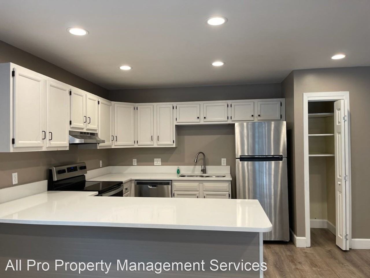 1419, 1421, 1423, & 1425 - Photo 3 of 10