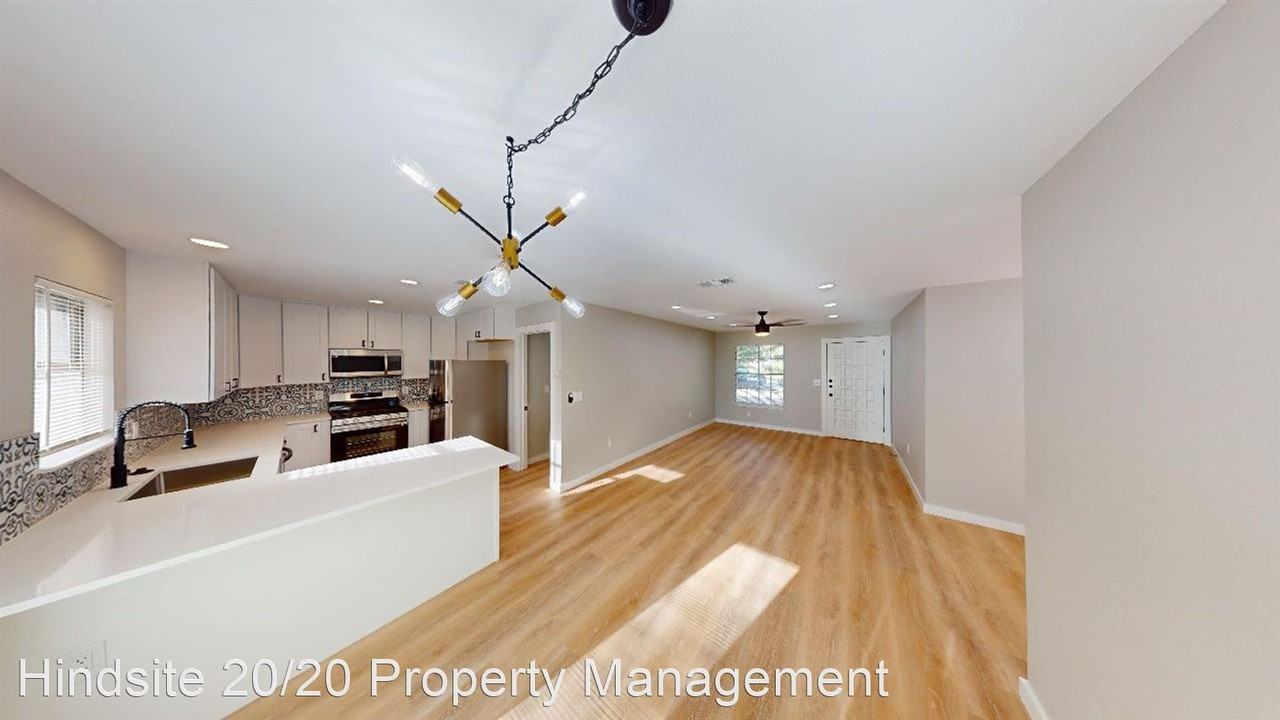 207 Schirra Pl - Photo 2 of 32