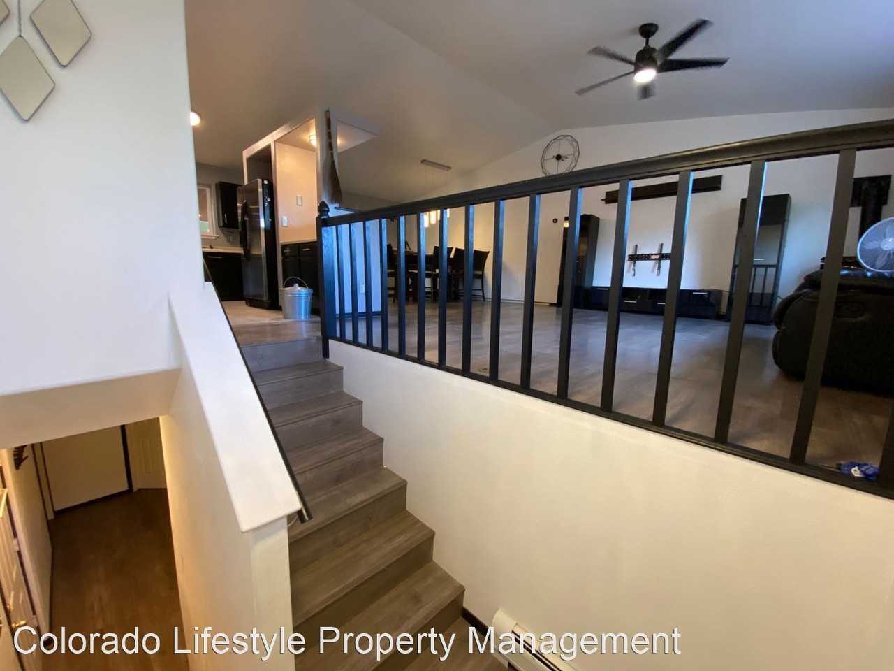 28 Trail Wood Dr - Photo 2 of 26