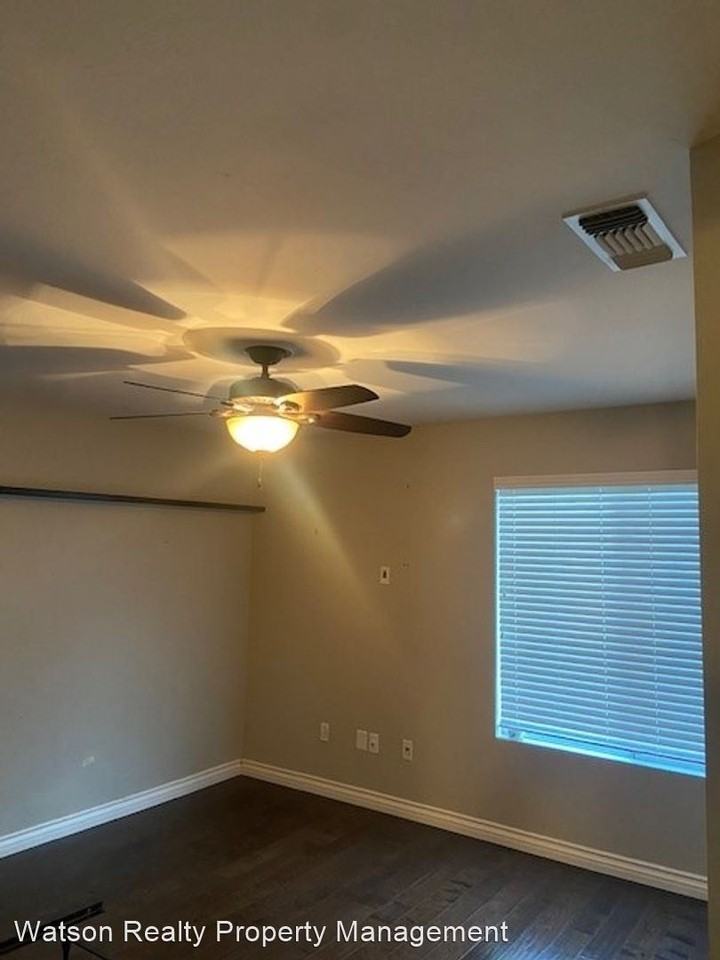 9409 High Oak Dr - Photo 2 of 22