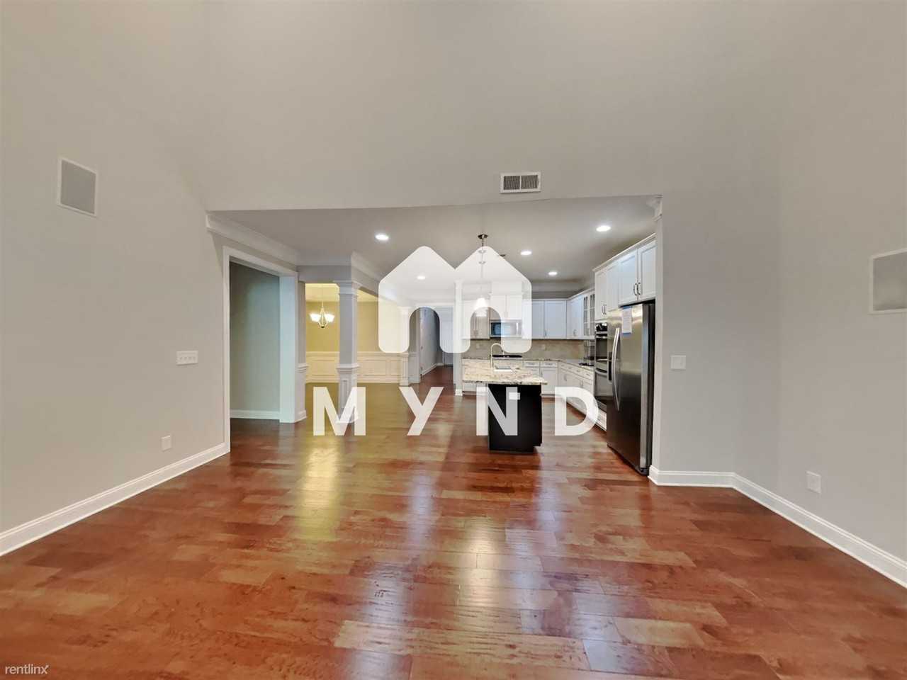5113 Pansley Dr - Photo 3 of 36