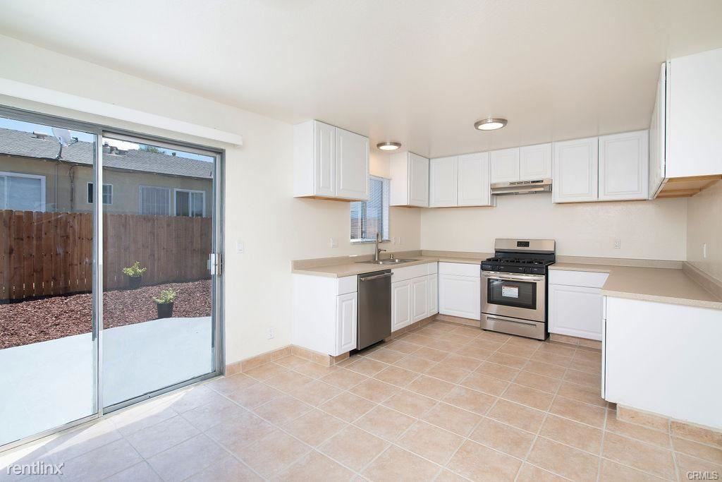 2210 Gaviota Ave #A - Photo 2 of 10