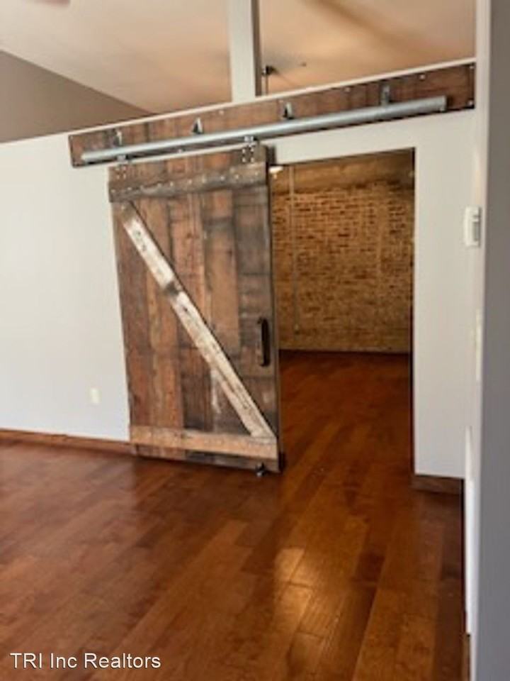 210 West Main - Photo 2 of 8